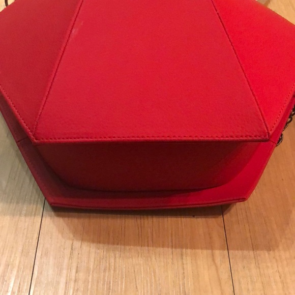 Parchita Cross Body - Picture 5 of 7